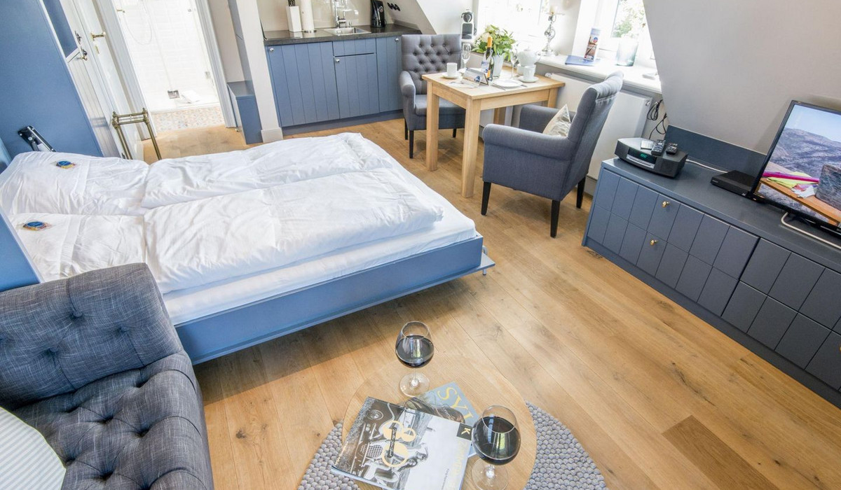 Villa Maybach, Whg. 7 Blauer Salon