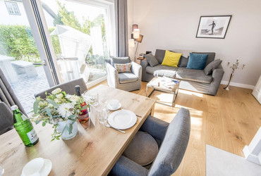 - Whg. 1 "Friedrichshain"