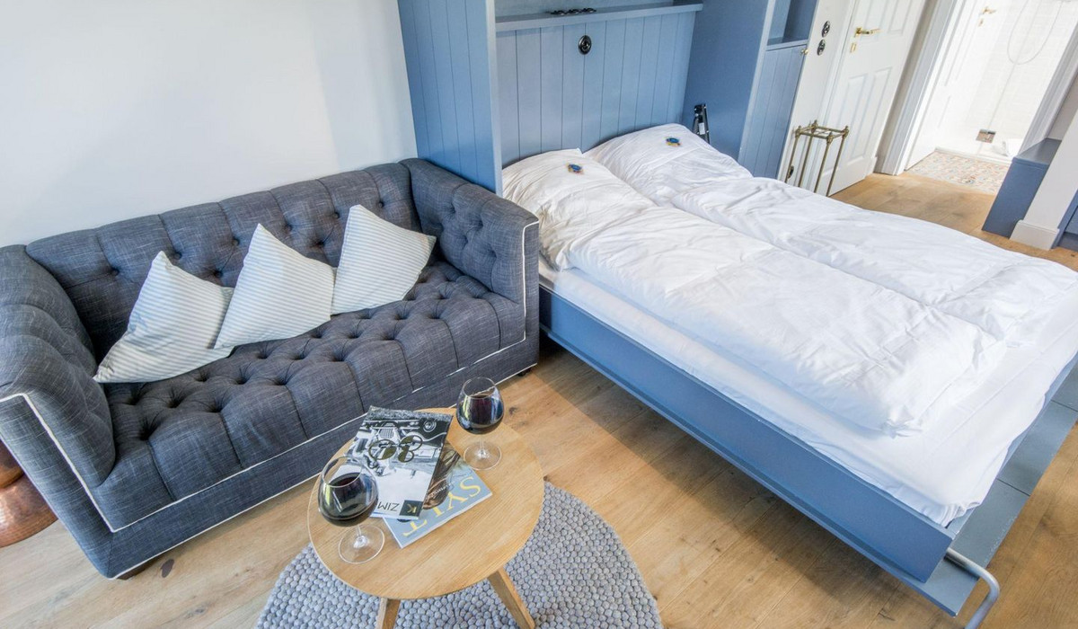 Villa Maybach, Whg. 7 Blauer Salon