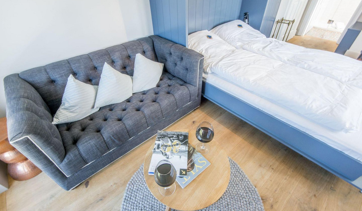 Villa Maybach, Whg. 7 Blauer Salon