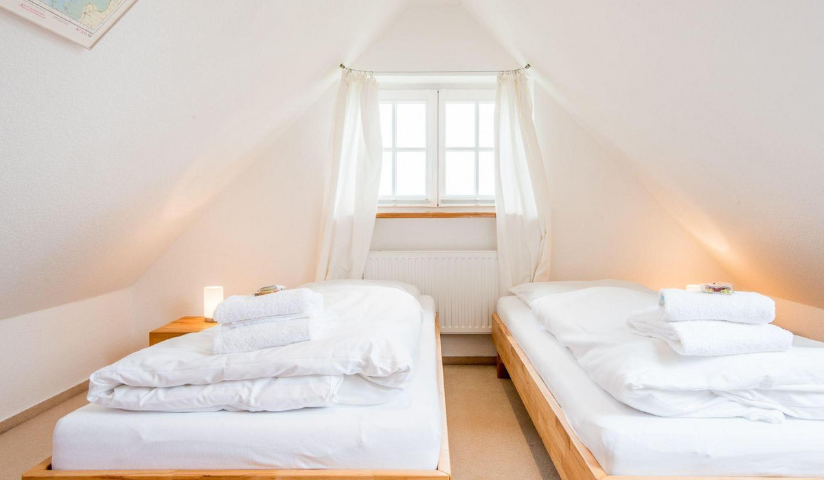 Haus Wenningstedter Weg 12, Haushälfte B