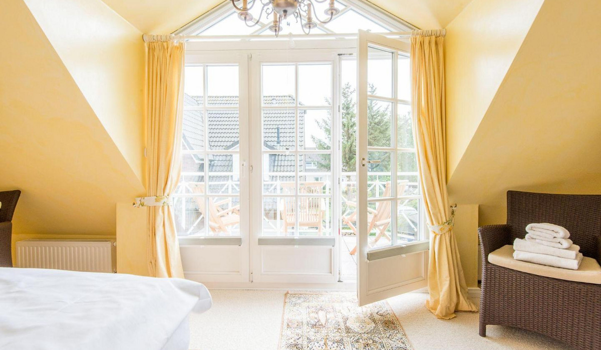 Haus Wenningstedter Weg 12, Haushälfte B