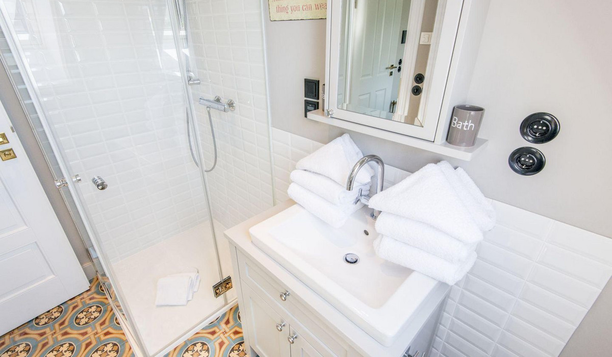 Villa Maybach, Whg. 7 Blauer Salon