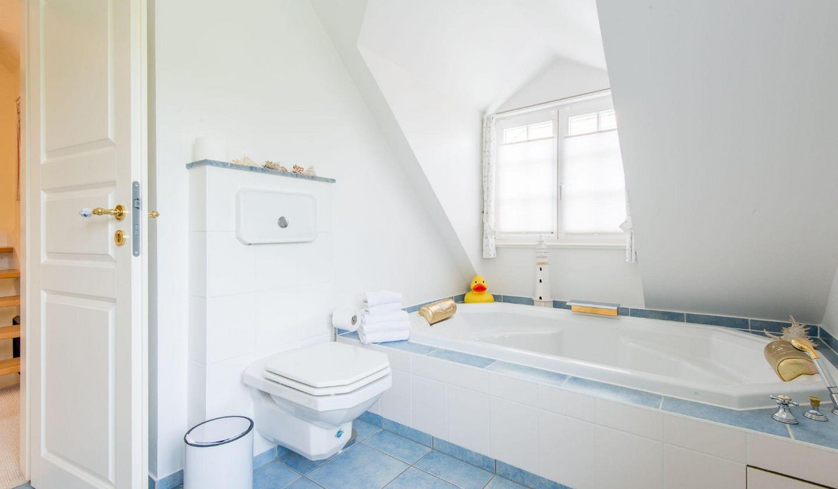 Haus Wenningstedter Weg 12, Haushälfte B