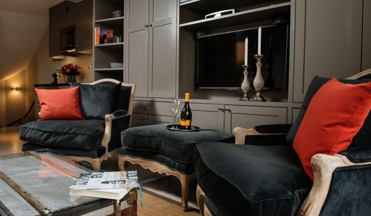 Die Villa 1903, Whg. 6