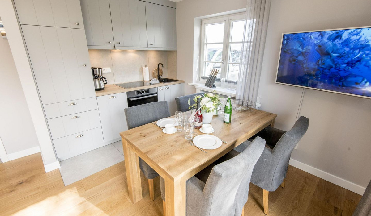 - Whg. 1 "Friedrichshain"