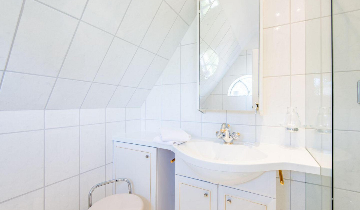 Nuur Hiir Hüs, Whg. 4