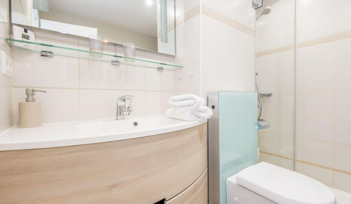 Hanseatenhaus, Whg. 16 Bach