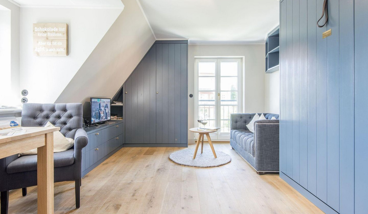 Villa Maybach, Whg. 7 Blauer Salon